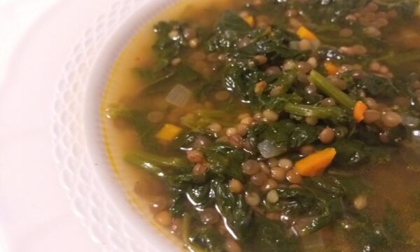 Zuppa di lenticchie e spinaci
